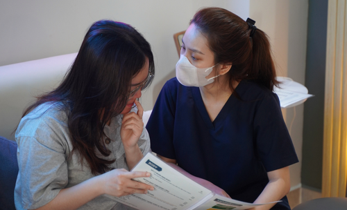 Quy trình Combo Phun Oxy Tươi + Điều Trị Mụn Chuyên Sâu